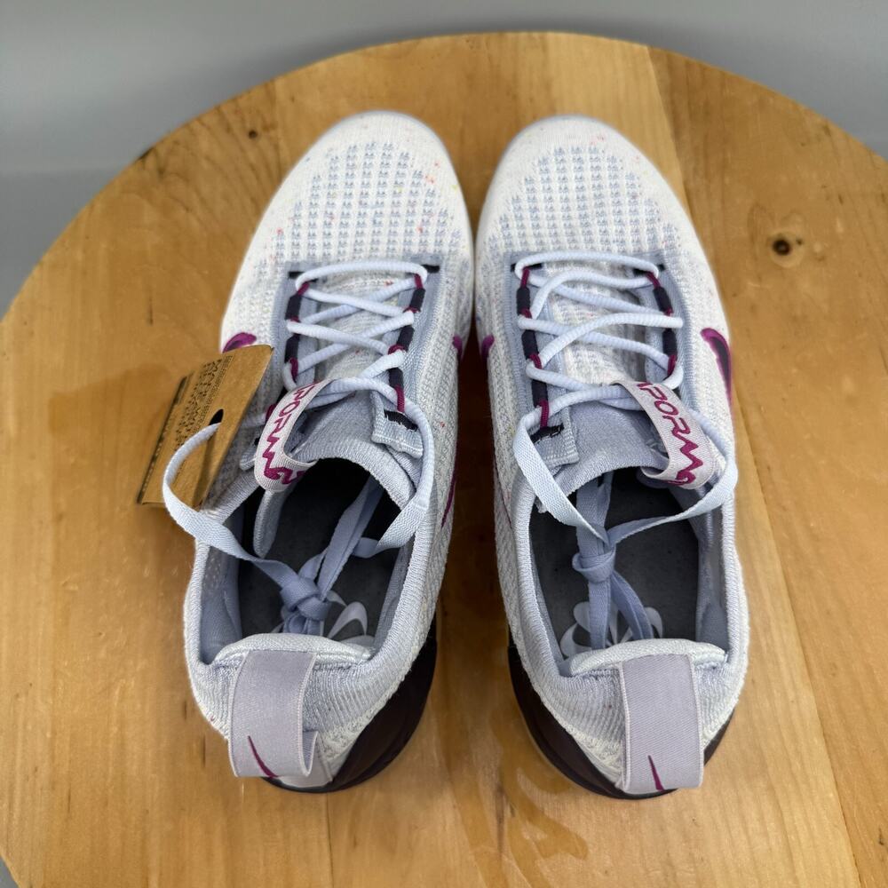 Womens 7 / 5.5Y - Nike Air Vapormax 2021 Flyknit Shoes Football Grey Hot Fuchsia - Picture 5 of 9